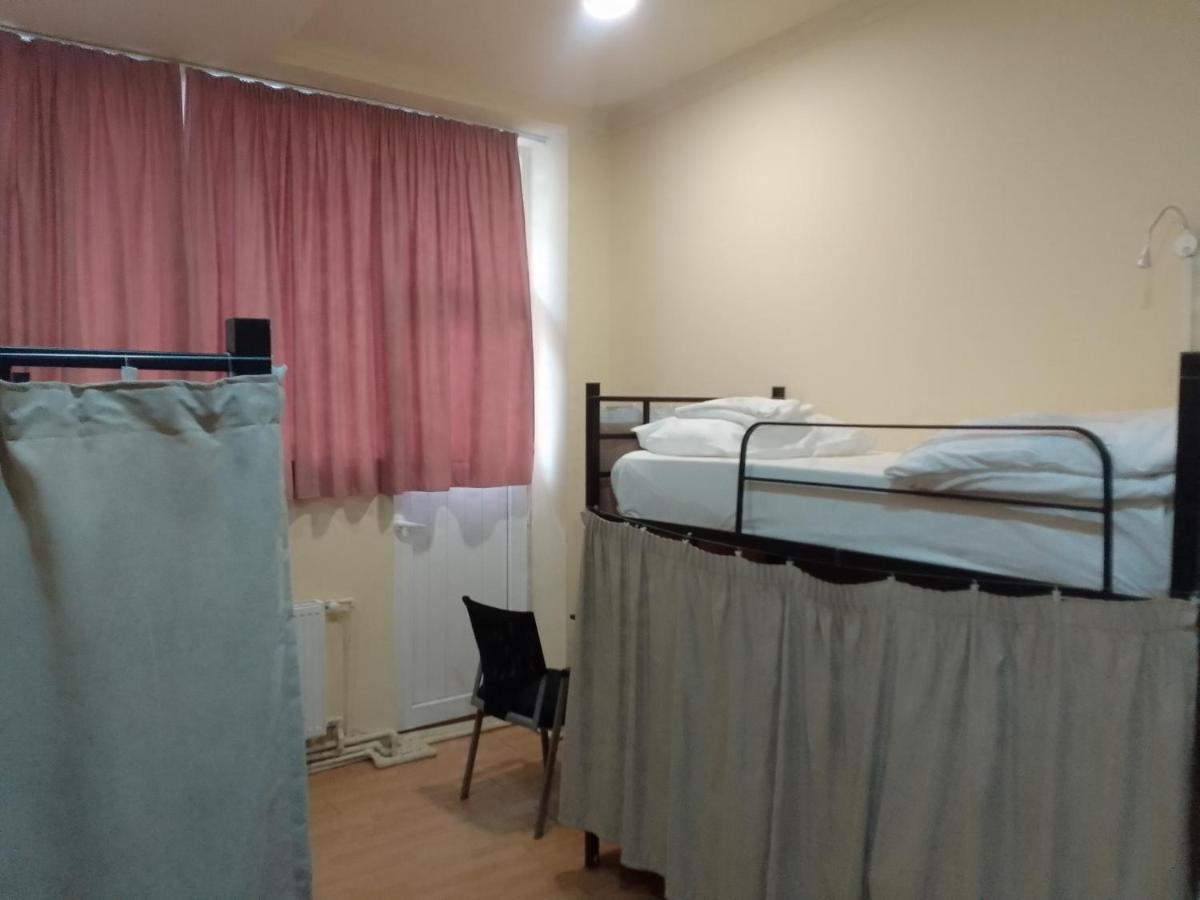 Wine Hostel Tbilisi Bagian luar foto