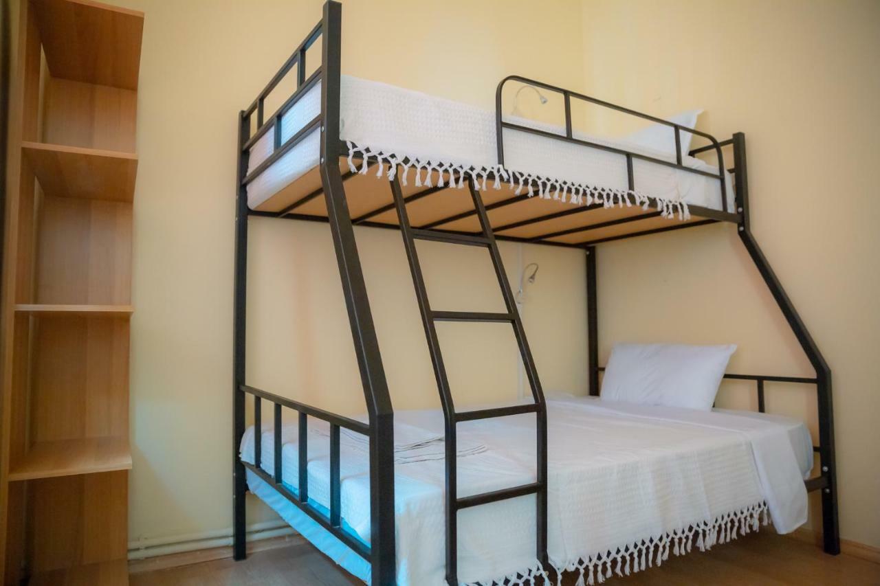 Wine Hostel Tbilisi Bagian luar foto
