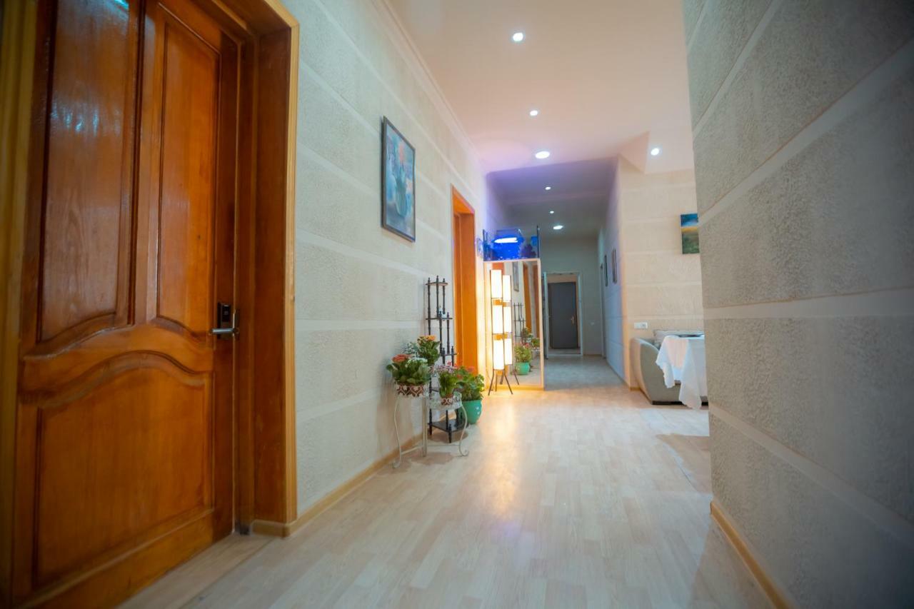 Wine Hostel Tbilisi Bagian luar foto