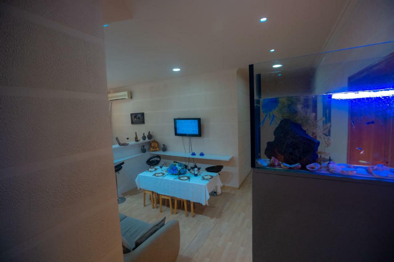 Wine Hostel Tbilisi Bagian luar foto